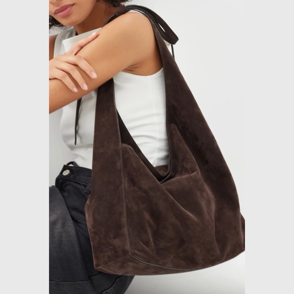 Reformation Handbags - Reformation Medium Vittoria Tote Bag